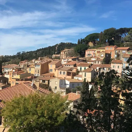 Studio La Faviere Apartment *